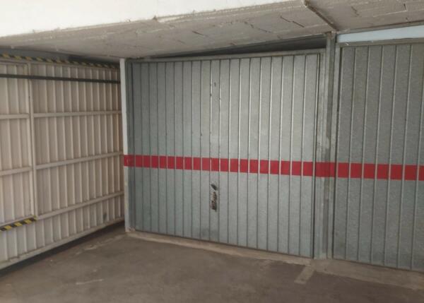 Cabin Garage In Benidorm